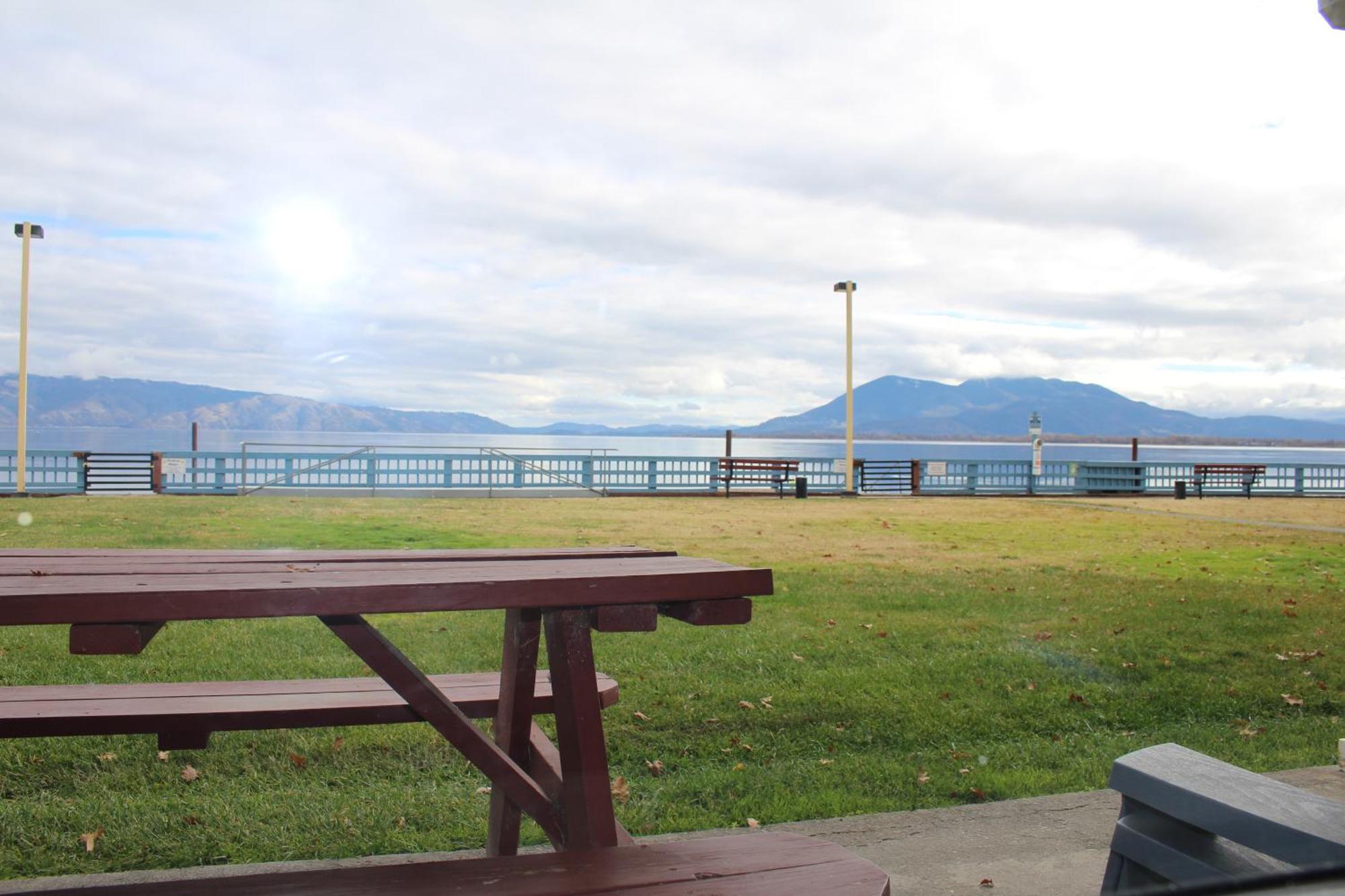 Skylark Shores Resort Lakeport Exterior foto